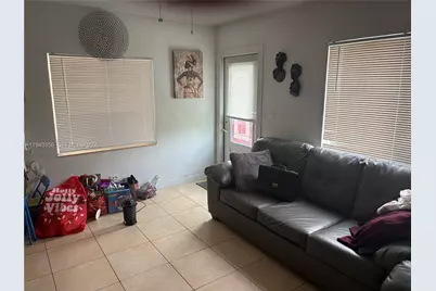 1748 NW 57th St, Miami, FL 33142 - Photo 19