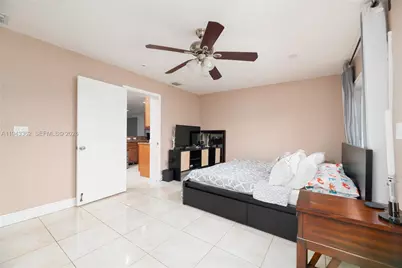 1417 SW 48th Ave, Fort Lauderdale, FL 33317 - Photo 11