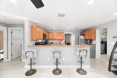 1417 SW 48th Ave, Fort Lauderdale, FL 33317 - Photo 7