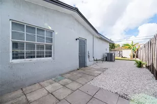 1417 SW 48th Ave, Fort Lauderdale, FL 33317 - Photo 25