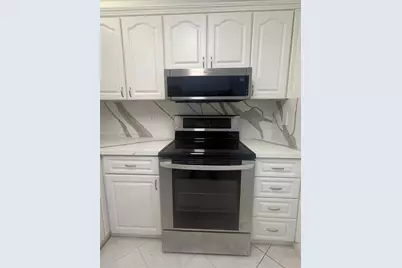 9273 Collins Ave #607, Surfside, FL 33154 - Photo 3