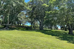 1831 Sabal Palm Dr, Davie, FL 33324 - Photo 45