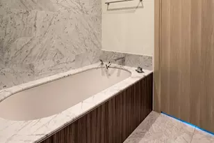 1000 Brickell Plaza, Miami, FL 33131 - Photo 27