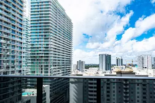 1000 Brickell Plaza, Miami, FL 33131 - Photo 21