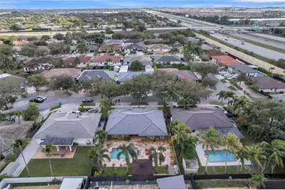 9125 NW 172nd Ter, Hialeah, FL 33018 - Photo 39