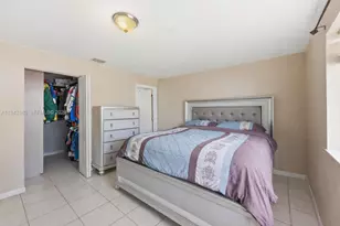 5723 SW 40th St, West Park, FL 33023 - Photo 11