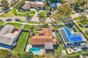 18715 SW 99th Rd, Cutler Bay, FL 33157 - Photo 3
