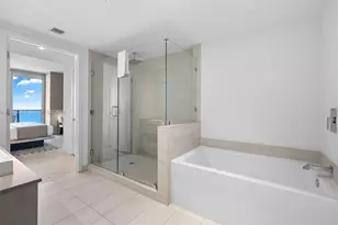 4010 S Ocean Dr, Hollywood, FL 33019 - Photo 17