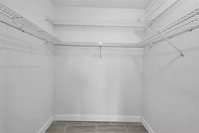 2850 Somerset Dr #105L, Lauderdale Lakes, FL 33311 - Photo 17