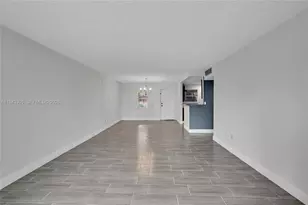 2850 Somerset Dr, Lauderdale Lakes, FL 33311 - Photo 13