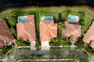 2763 Oakbrook Dr, Weston, FL 33332 - Photo 5