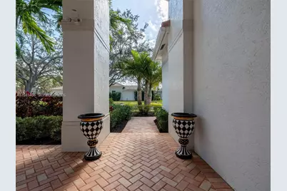 2763 Oakbrook Dr, Weston, FL 33332 - Photo 9