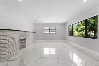 260 NW 86th St, El Portal, FL 33150 - Photo 11