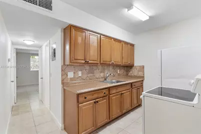 1715 N 16th Ave #306, Hollywood, FL 33020 - Photo 7