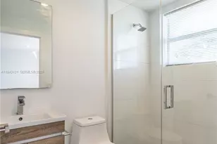 924 Marseille Dr, Miami Beach, FL 33141 - Photo 5