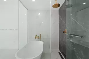 700 NE 24th St, Miami, FL 33137 - Photo 19