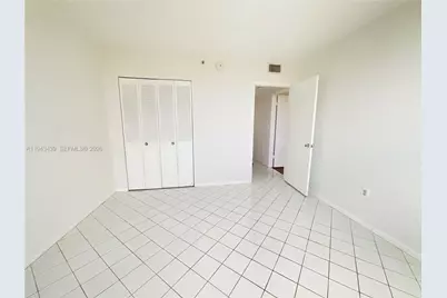 919 Hillcrest Dr #304, Hollywood, FL 33021 - Photo 23