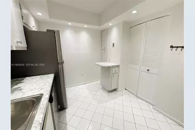 919 Hillcrest Dr #304, Hollywood, FL 33021 - Photo 11