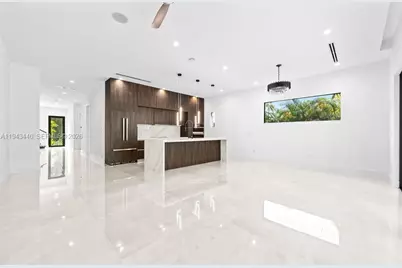 1122 NE 10th Ave, Fort Lauderdale, FL 33304 - Photo 5