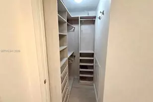 488 NE 18th St, Miami, FL 33132 - Photo 31