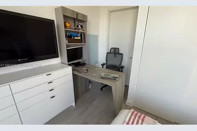 488 NE 18th St #700, Miami, FL 33132 - Photo 29