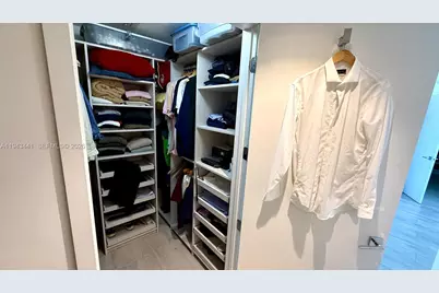 488 NE 18th St #700, Miami, FL 33132 - Photo 31