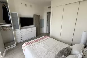 488 NE 18th St, Miami, FL 33132 - Photo 23