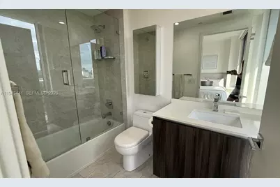 488 NE 18th St #700, Miami, FL 33132 - Photo 3
