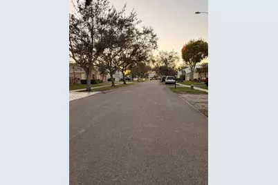 10227 SW 55th Ln, Cooper City, FL 33328 - Photo 3