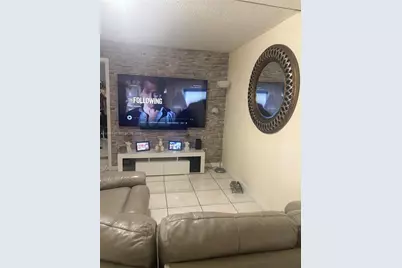 1190 Washington Cir #1190C, Homestead, FL 33034 - Photo 5