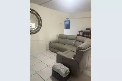 1190 Washington Cir #1190C, Homestead, FL 33034 - Photo 7