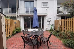 808 NE 27th Ave, Hallandale Beach, FL 33009 - Photo 13