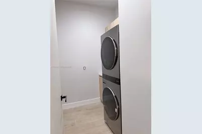 1135 NE 11th Ave, Fort Lauderdale, FL 33304 - Photo 21