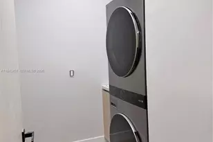 1135 NE 11th Ave, Fort Lauderdale, FL 33304 - Photo 21