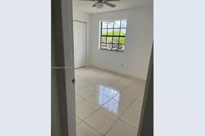 1017 Washington Cir #1017-I, Homestead, FL 33034 - Photo 9