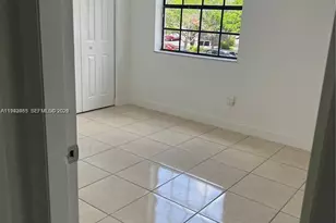 1017 Washington Cir, Homestead, FL 33034 - Photo 9