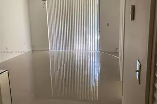 8015 SW 107th Ave, Miami, FL 33173 - Photo 23