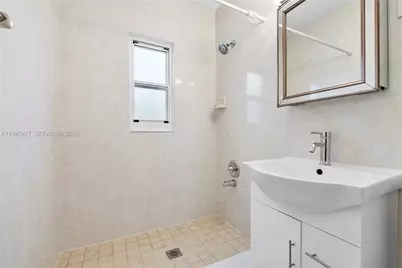 608 El Vedado, West Palm Beach, FL 33405 - Photo 15