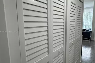 151 SE 1st St, Miami, FL 33131 - Photo 9