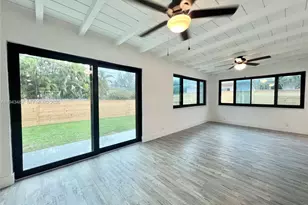 641 NE 2nd St, Dania Beach, FL 33004 - Photo 23