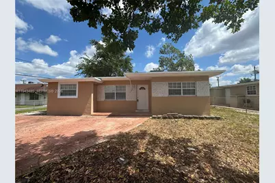 5819 Moseley St, Hollywood, FL 33021 - Photo 1
