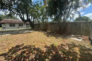 5819 Moseley St, Hollywood, FL 33021 - Photo 15