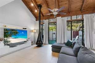 10911 Cedar Ln, Pembroke Pines, FL 33026 - Photo 17