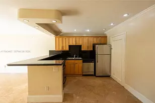 7477 SW 82nd St, Miami, FL 33143 - Photo 3