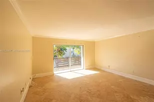 7477 SW 82nd St, Miami, FL 33143 - Photo 5