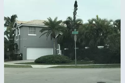 15448 SW 92nd St, Miami, FL 33196 - Photo 1