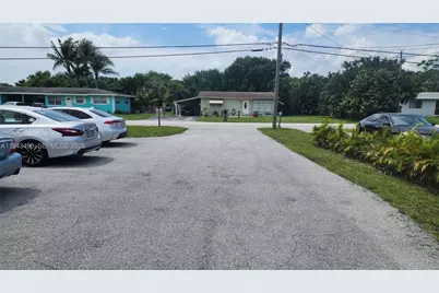 8690 Sunset Dr #3, Palm Beach Gardens, FL 33410 - Photo 3