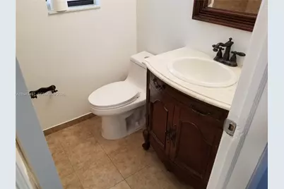 949 NW 10th St, Homestead, FL 33030 - Photo 13