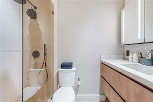 1245 NE 154th St, North Miami Beach, FL 33162 - Photo 15