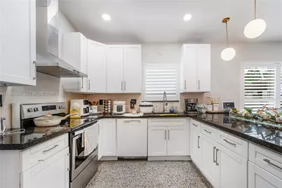 1245 NE 154th St, North Miami Beach, FL 33162 - Photo 3